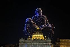 У Ватикані влаштували найбільше в Європі шоу дронів та перший поп-концерт (відео)