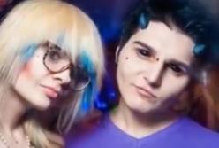 Полиция разыскивает убийцу девушки: у парня жуткая внешность - клыки, рога и черные белки глаз (видео)