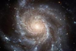 Ученые предсказали столкновение Млечного пути с соседней галактикой (видео)