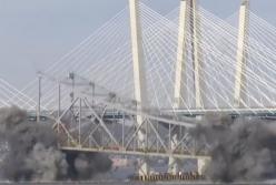 В Нью-Йорке взорвали мост через Гудзон: исторические кадры (видео)