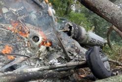 В Индии разбился вертолет с начальником штаба обороны ВС (видео)