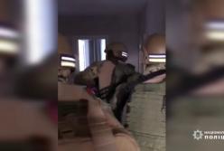 На Киевщине задержали сотрудников полиции и СБУ (видео)