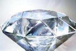 В Украине вырастили самый большой в мире алмаз (видео)