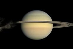 Сатурн теряет свои кольца (видео)