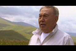 "Көптеген елдерді араладым": Назарбаев показал клип на собственную песню (видео)