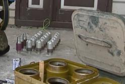 Наркотики, гранаты, взрывчатка: опасные "игрушки" депутата (видео)