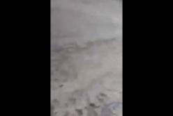 В сети показали момент нападения на известного российского рэпера в Москве (видео)