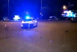 В Киеве полицейский Prius врезался в легковушку (видео)