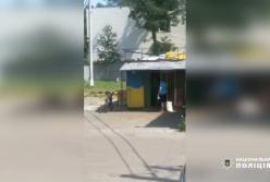 В Черкассах мужчина обстрелял двух человек (видео)