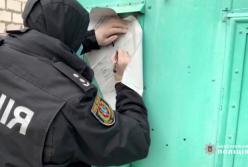 В Одессе мужчина ударил охранника кирпичом по голове и ножом в сердце (видео)