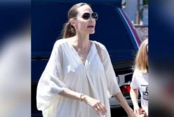 44-летняя Анджелина Джоли испугала болезненной худобой (видео)