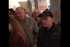 На киевской станции метро подрались пассажиры (видео)