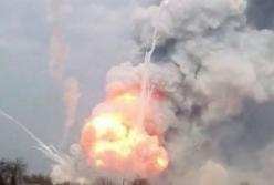 Украинские военные нанесли мощный удар по боевикам на Донбассе (видео)