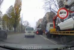 В Киеве прошла массовая эвакуация авто "полусознательных граждан" (видео)
