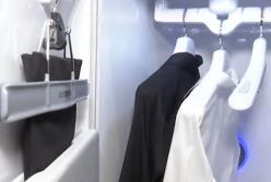 Телевизоры толщиной с IPhone и шкафы, которые стирают и гладят: уже в Берлине (видео)