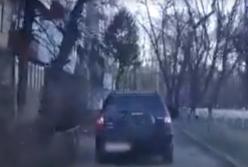 "Получил от мамы": в Киеве пьяный водитель устроил ДТП (видео)