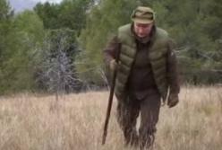 "Как будто в штаны наложил": в сети высмеяли идущего на горку Путина (видео)