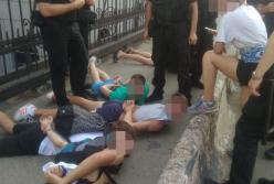 В Одессе дважды подрались футбольные фанаты (видео)