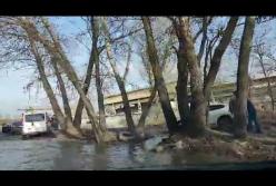 В Киеве поплыла целая улица (видео)