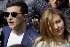 Многочисленная недвижимость за рубежом и огромные суммы наличных: Зеленский опубликовал свою декларацию (видео)