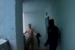 В Киеве отец четырех детей пытался прыгнуть с 14 этажа (видео)