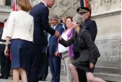 Принц Уильям был поражен "приседаниями" Терезы Мэй в его честь (видео)