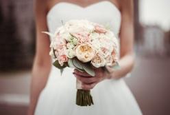 Свадебный букет Насти Каменских: кто его поймал (видео)