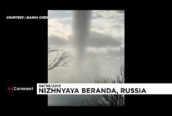 Уникальные кадры водяного смерча у берегов Сочи (видео)