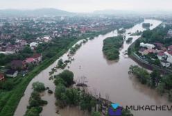 Наводнение на Закарпатье показали с высоты птичьего полета (видео)