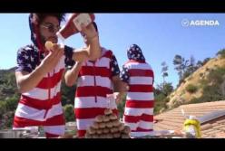 Как отмечают день хот-догов в США (видео)