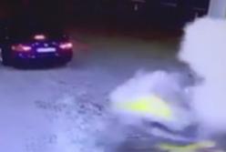 Мощный взрыв на заправке БРСМ: камера засняла виновника взрыва и причину (видео)