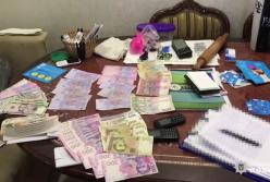 В Запорожской области две женщины содержали бордель в квартире (видео)