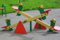 Взрослые страсти в детсаду: воспитательницу уволили за "аморальное поведение" (видео)