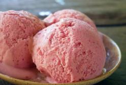 Домашнее мороженое за 5 минут из трех ингредиентов, рецепт как вкусно приготовить мороженое (видео)