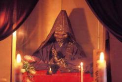 Как японские монахи сами себя мумифицировали (видео)