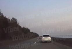 В Киеве произошло жуткое ДТП с мотоциклистом (видео)