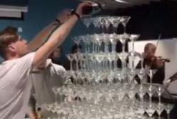 Корпоратив в российском Сбербанке в честь 8 марта закончился "катастрофой" (видео)