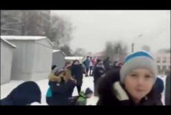 В Виннице ученица распылила газ в школе: пострадали 9 детей (видео)