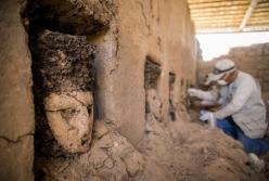 Обнаружены древнейшие маски-идолы в Перу (видео)