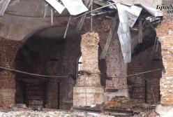 В Бродах обрушилась крыша старинной синагоги (видео)
