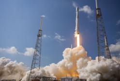 SpaceX Илона Маска успешно запустила Falcon 9 (видео)