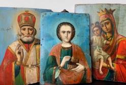 Из Украины почтой пытались вывезти уникальные иконы (видео)