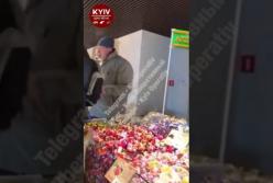Покупатель избил продавцов в магазине Roshen (видео)