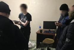 Житель Запорожья за деньги "минировал" объекты в Украине и за границей (видео)