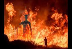 Ужасающие кадры огненного торнадо в Северной Калифорнии (видео)