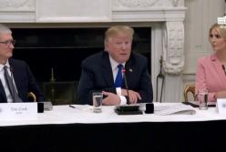 Конфуз Трампа: директора Apple он назвал Tim Apple (видео)