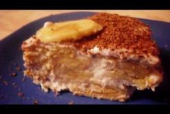 Невероятно вкусный бананово-крекерный торт без выпечки (видео)