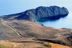 В Крыму частично обвалился мыс Хамелеон (видео)