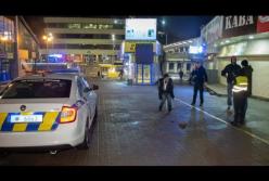 В Киеве неадекватный парень бросался на прохожих с отверткой (видео)