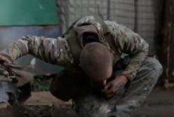 Украинские военные дают ответ диверсантам на расстоянии броска гранаты (видео)